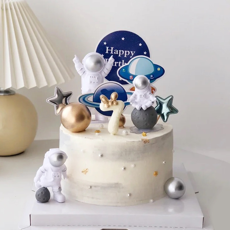 Nhà Du Hành Vũ Trụ Bánh Quán Q - đánh giá và giá Resin Art Alphabet